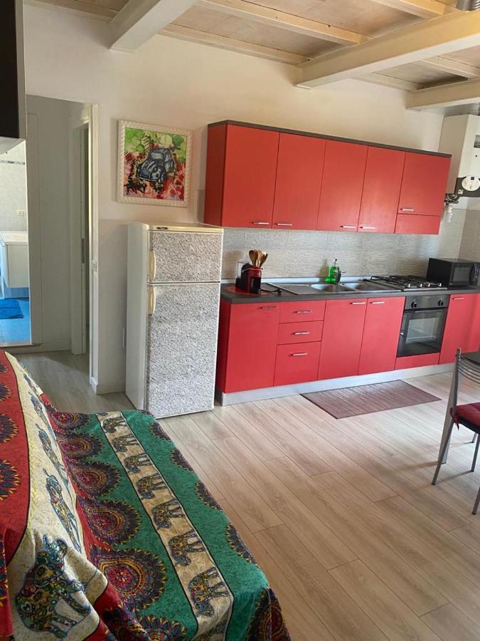 Noemi Apartment San Vincenzo Bagian luar foto