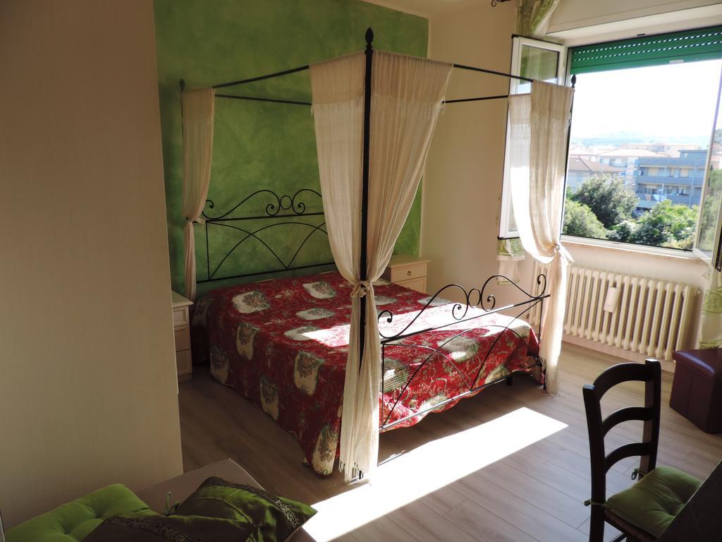 Noemi Apartment San Vincenzo Ruang foto